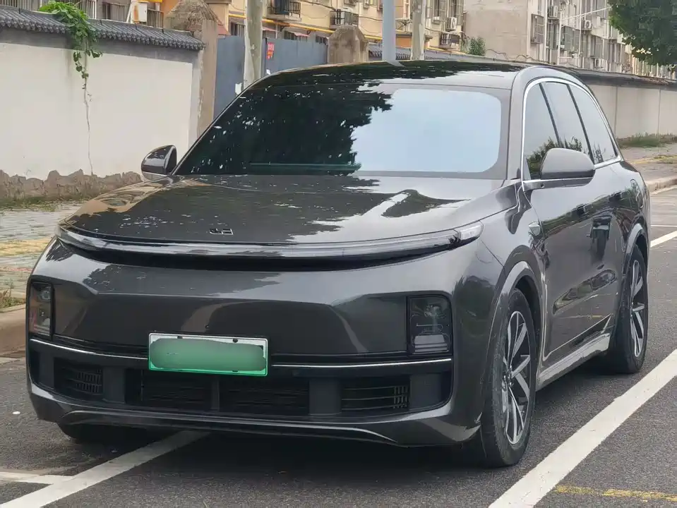Li Auto Ideal L8
