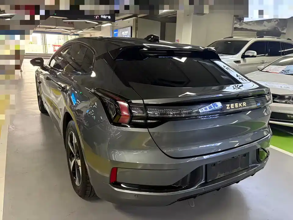 Zeekr 001