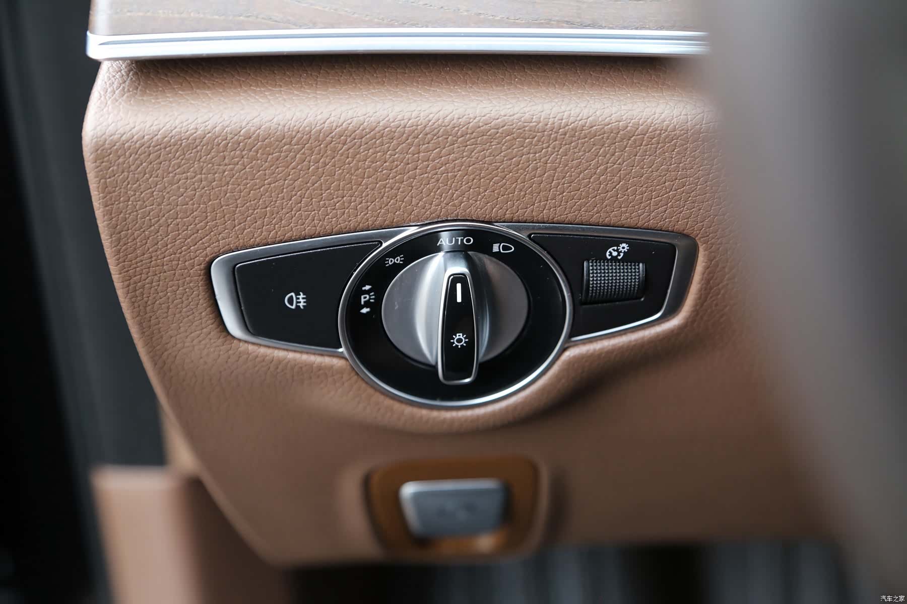 Mercedes-Benz E-Class, 2021 13