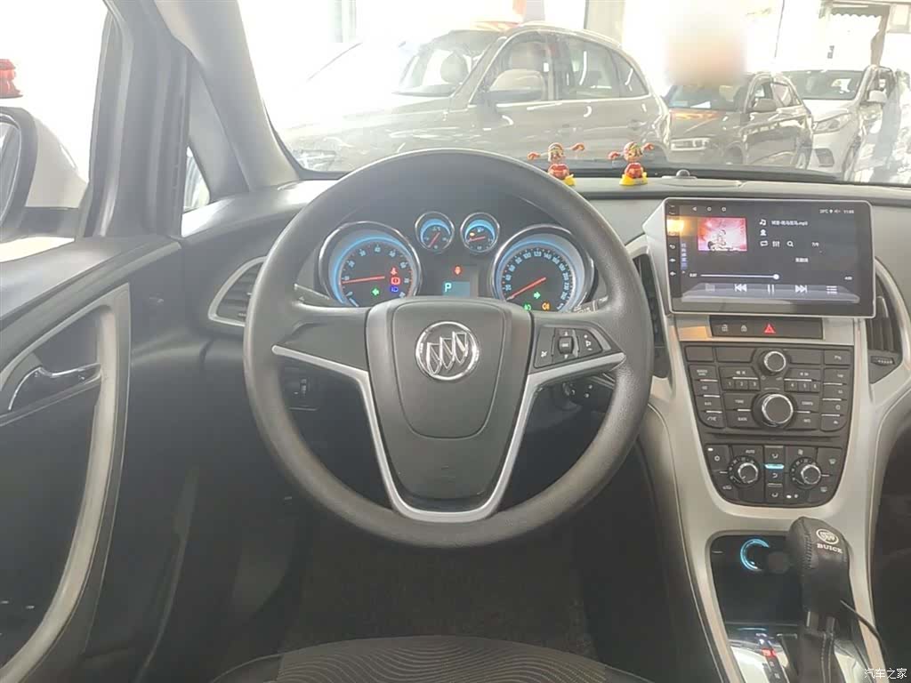 Buick XT, 2015 11