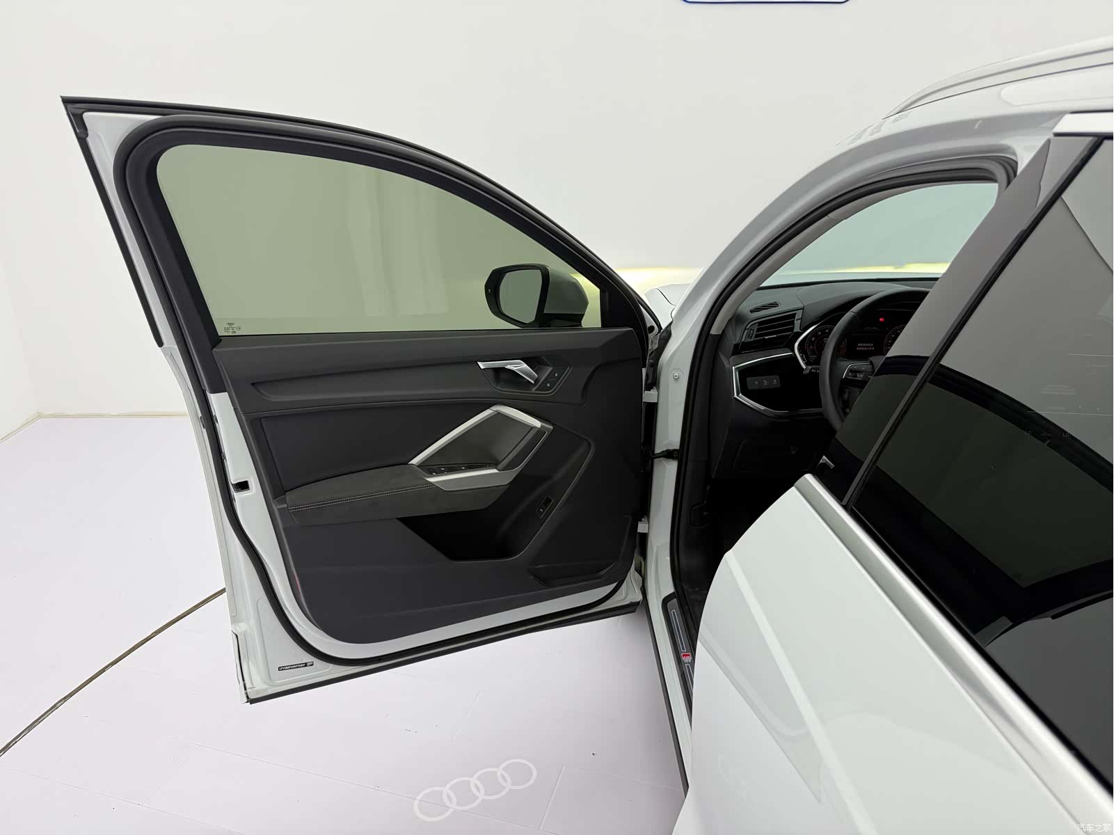 Audi Q3, 2022 21