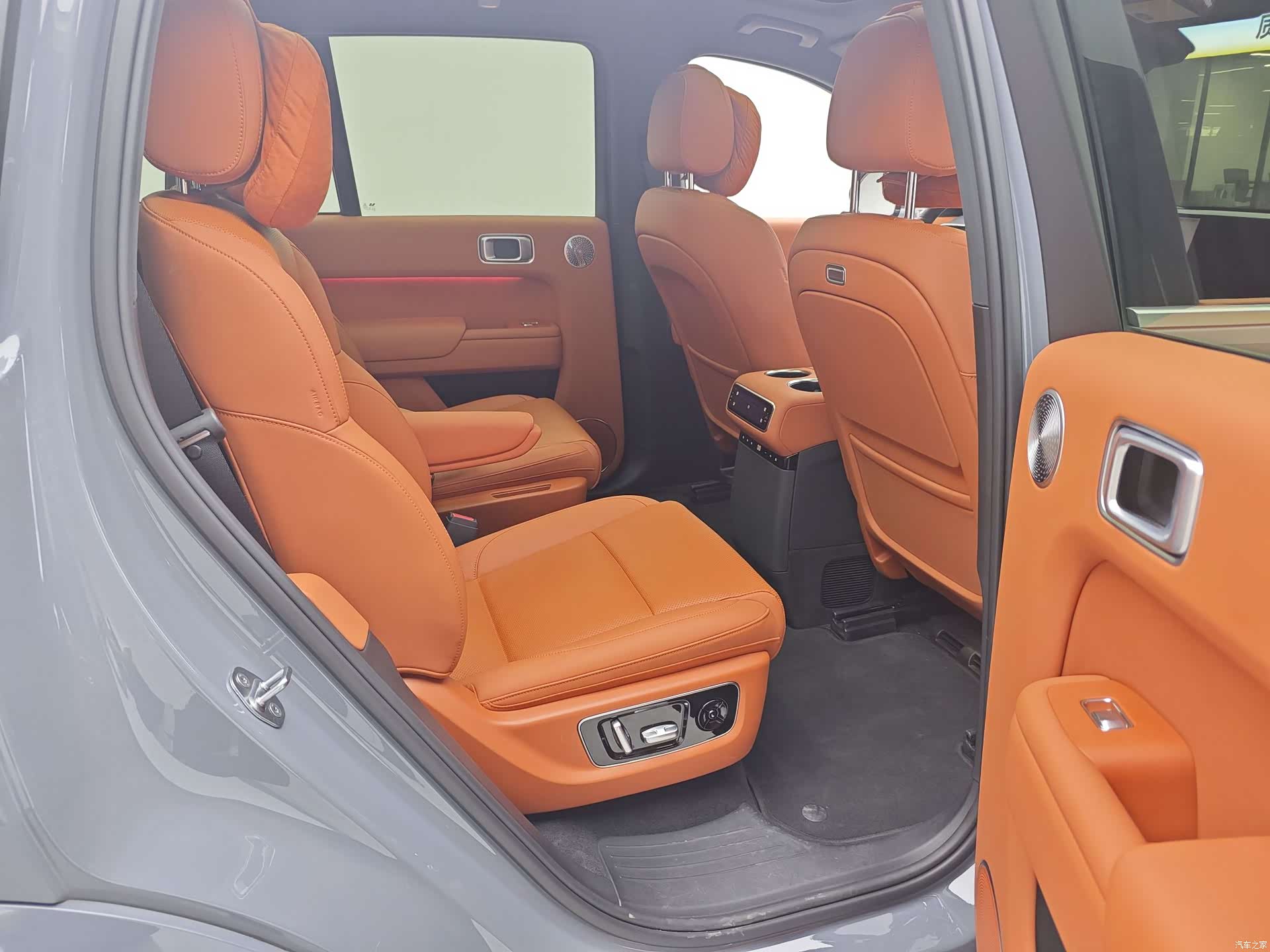 Li Auto L8, 2025 17