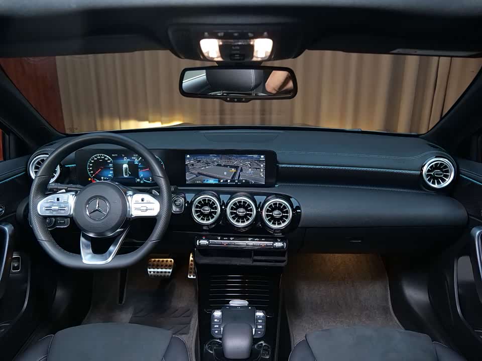 Mercedes-Benz Class A Mercedes-Benz Class A