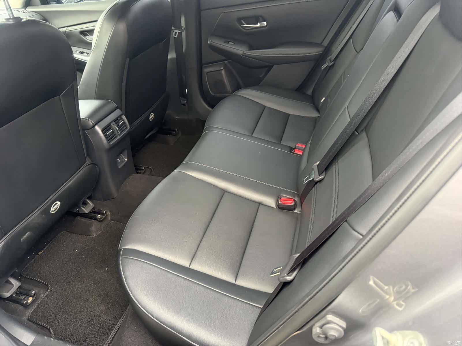 Nissan Sylphy, 2023 все фото