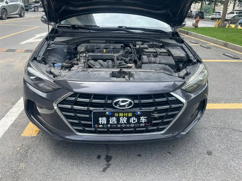 Hyundai Lead