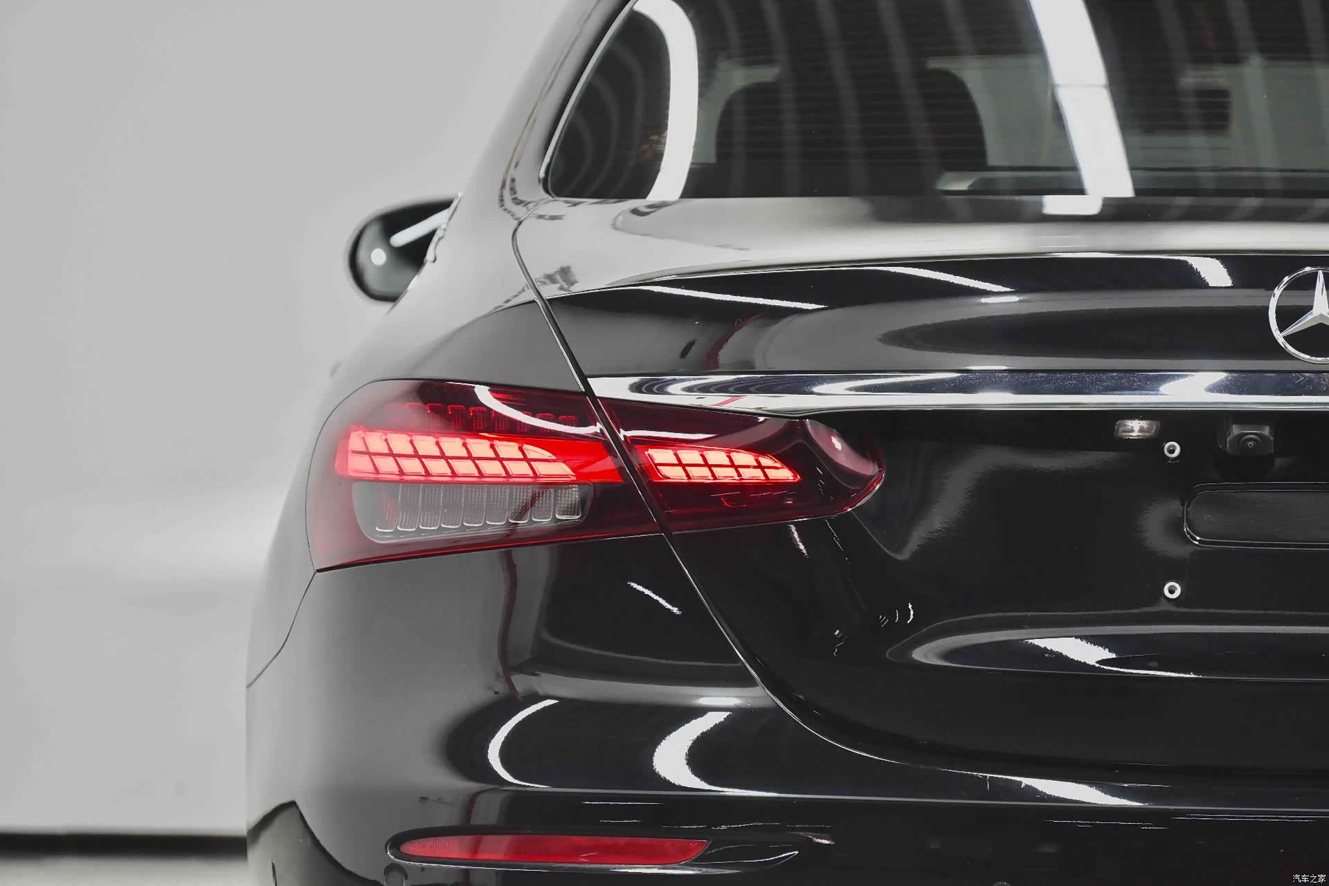 Mercedes-Benz E-Class, 2022 все фото