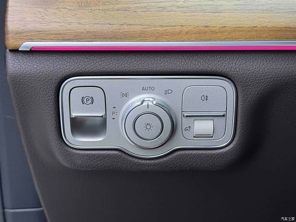 Mercedes-Benz GLS, 2023 17