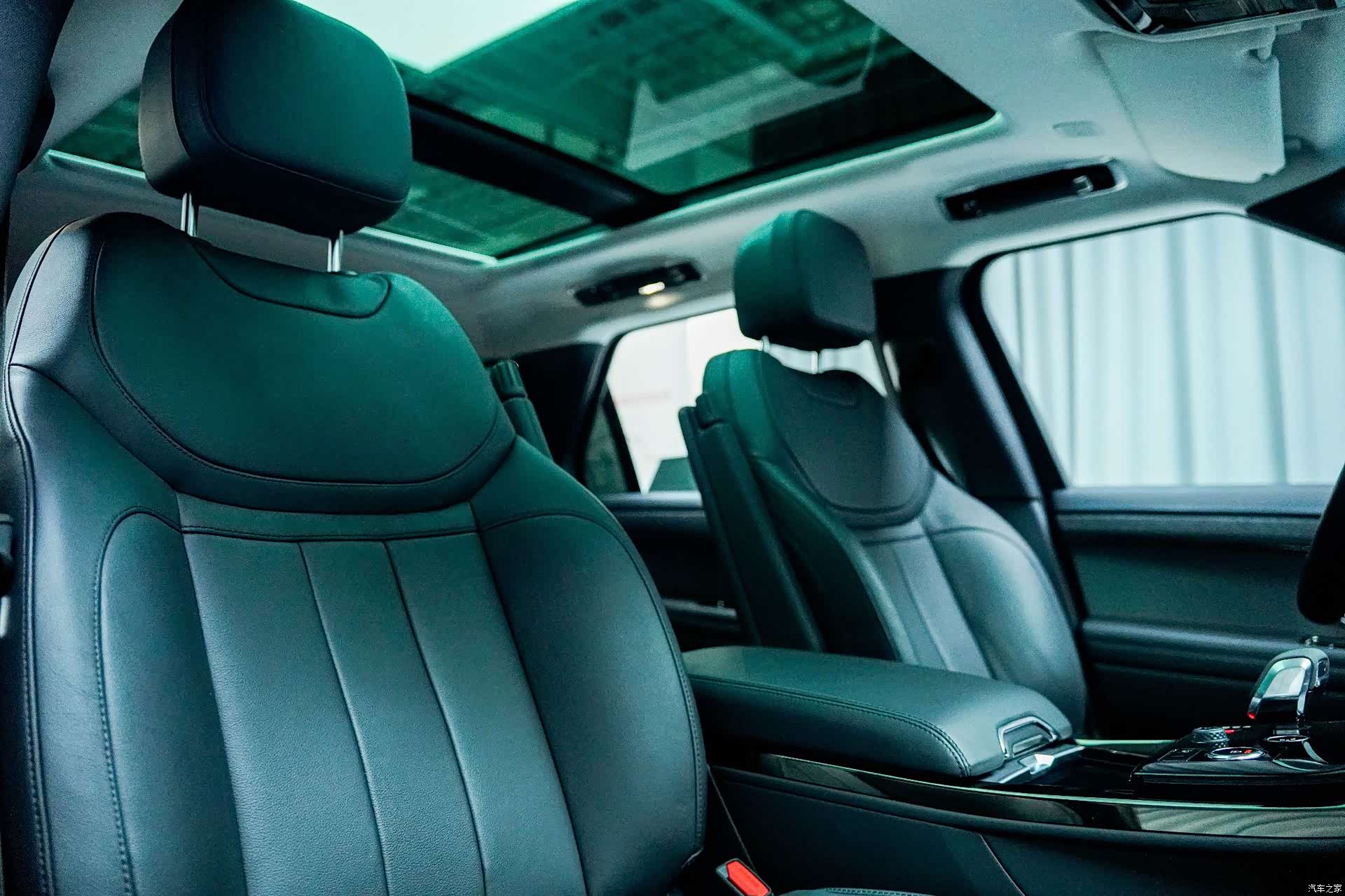 Land Rover Range Rover, 2023 13