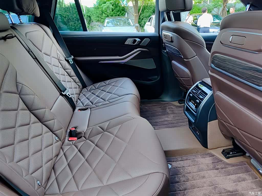 BMW X5, 2024 11