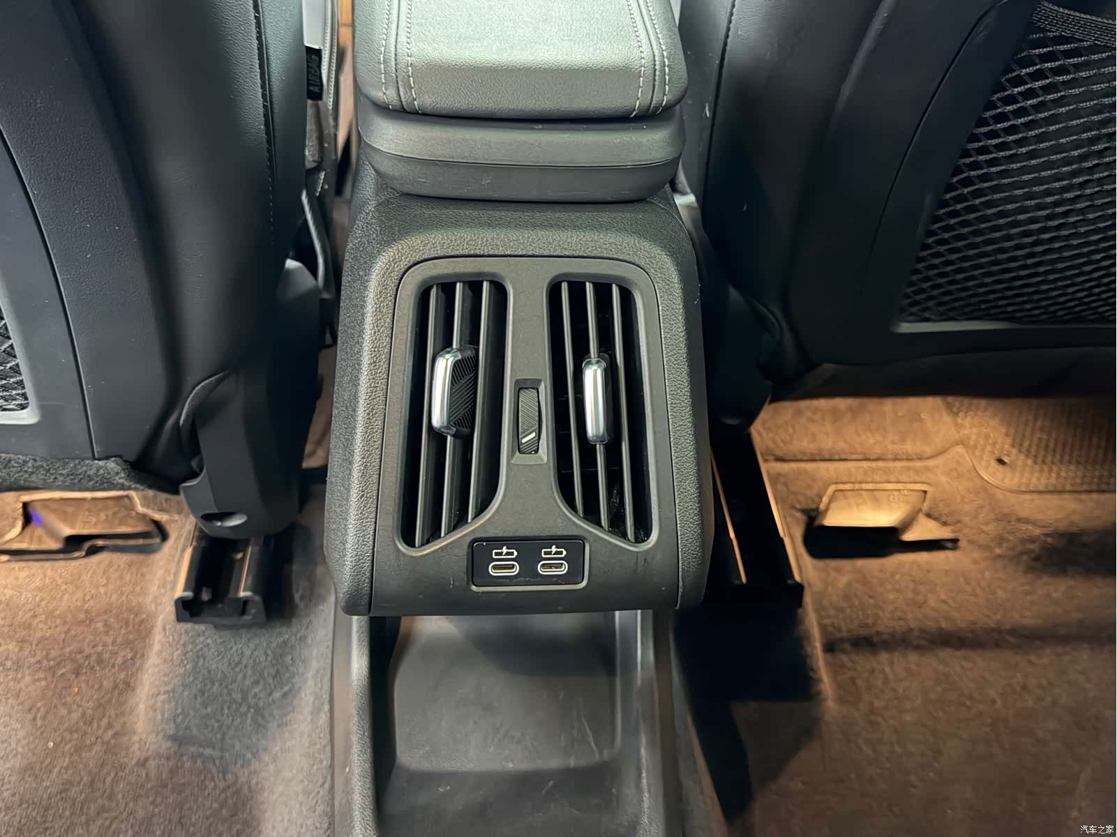 BMW X1, 2023 6