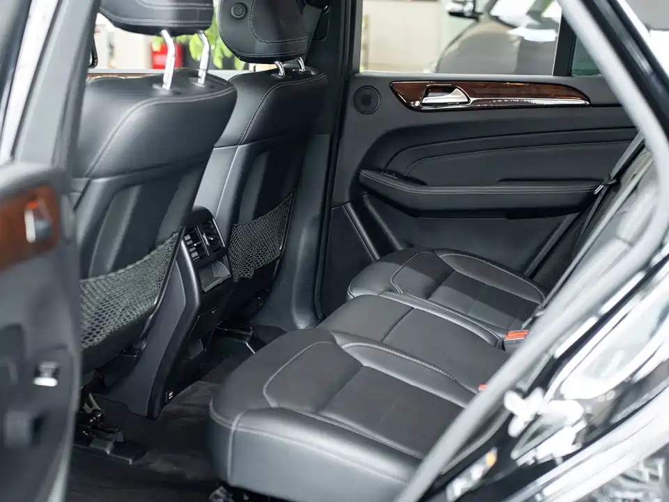 Mercedes-Benz M class