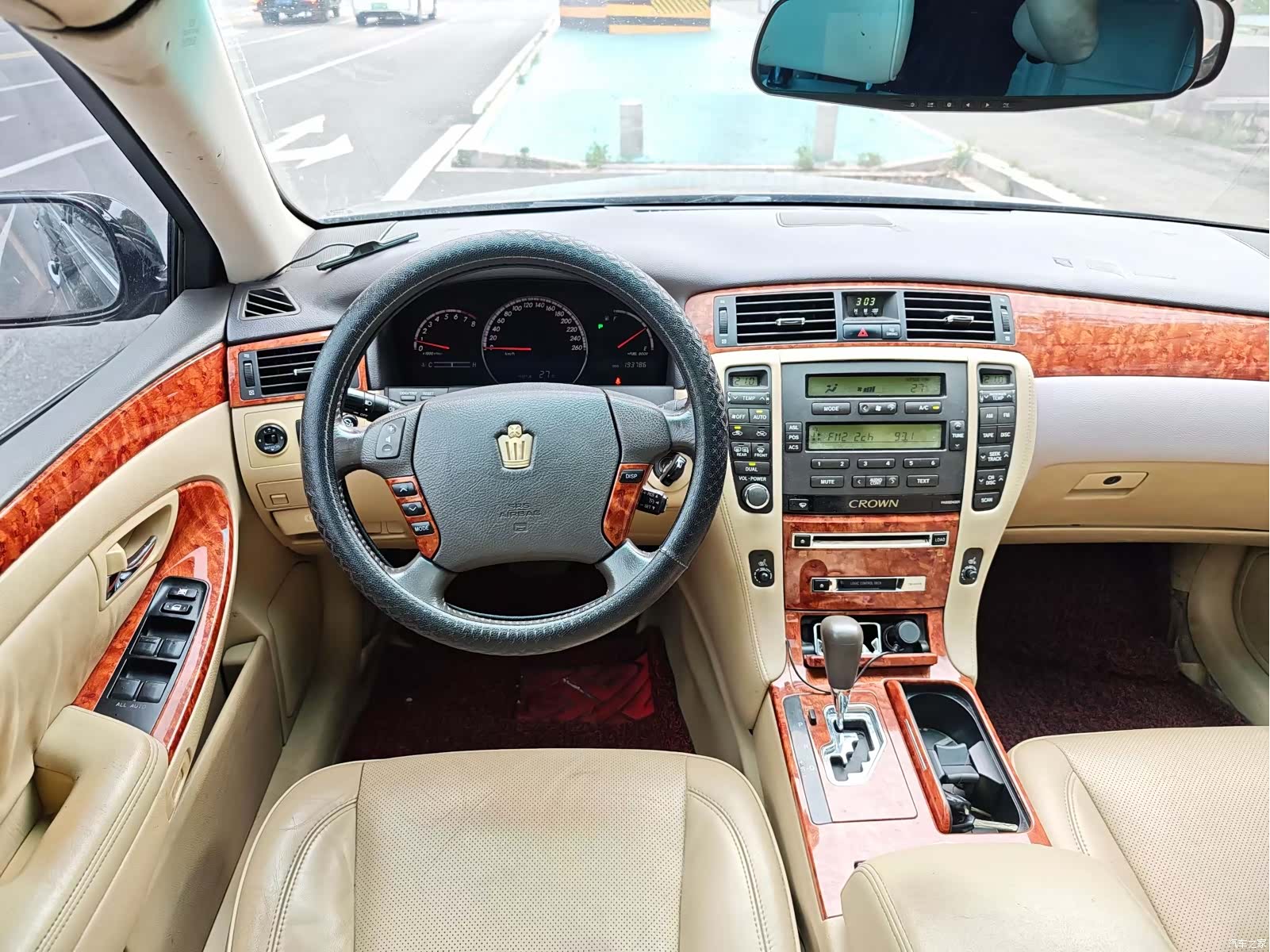 Toyota Crown, 2008 все фото