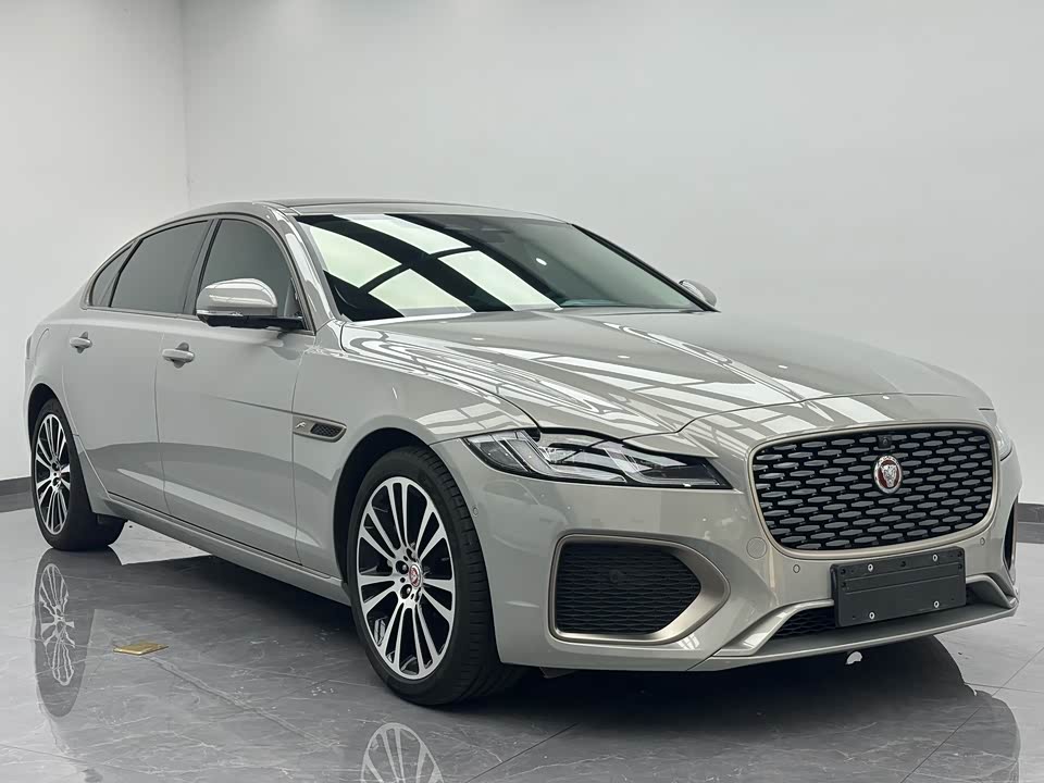 Jaguar XFL Jaguar XFL