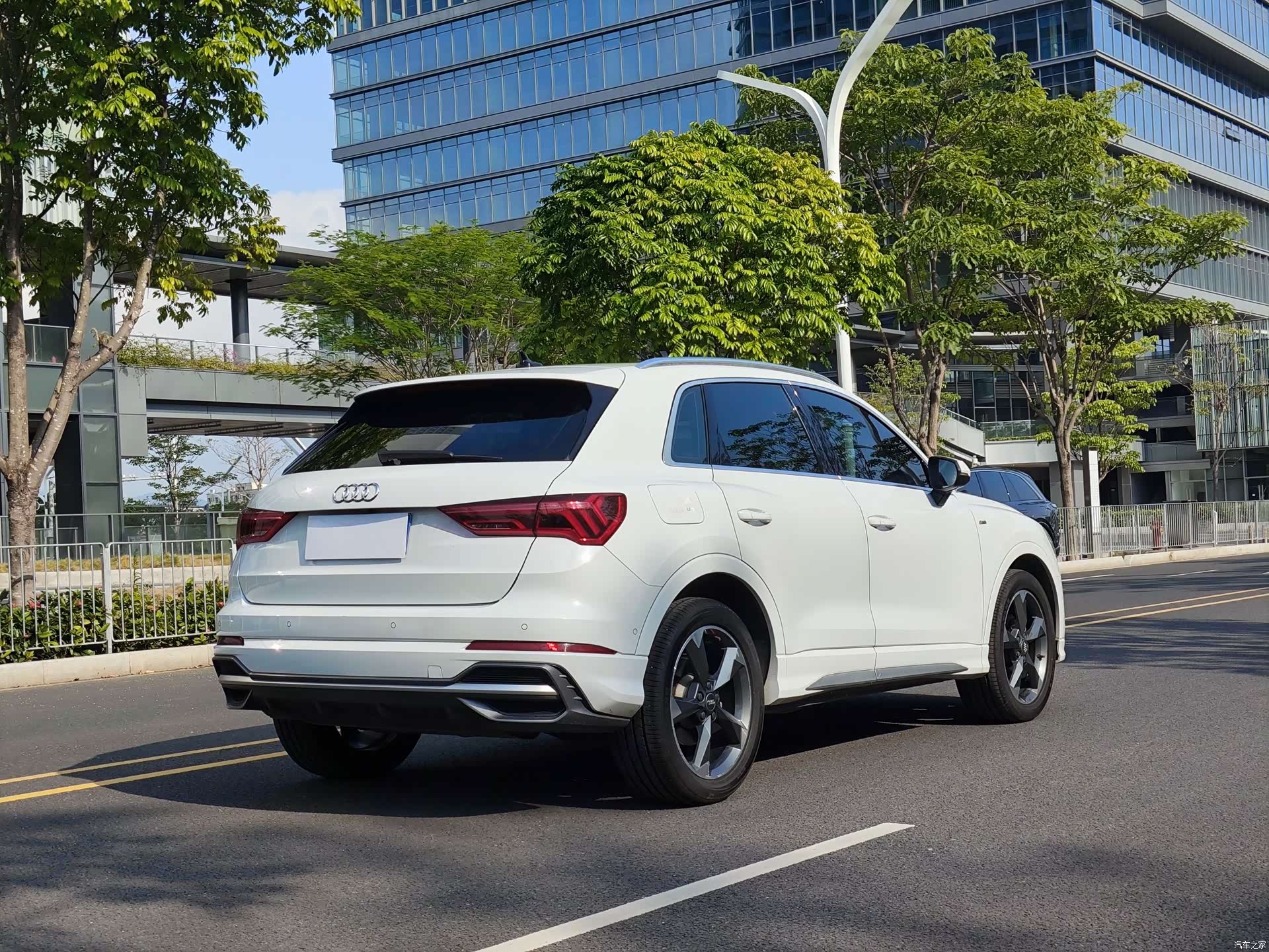 Audi Q3, 2021 6