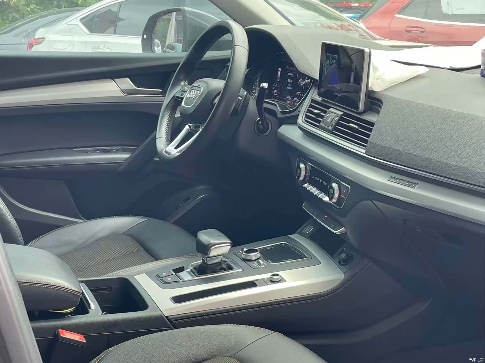 Audi Q5L, 2019 9
