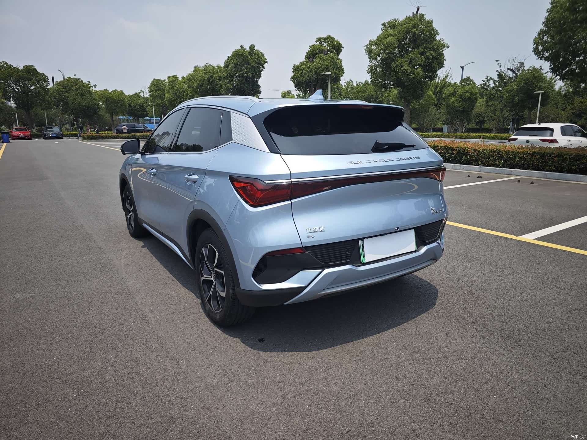 BYD Yuan, 2023 все фото