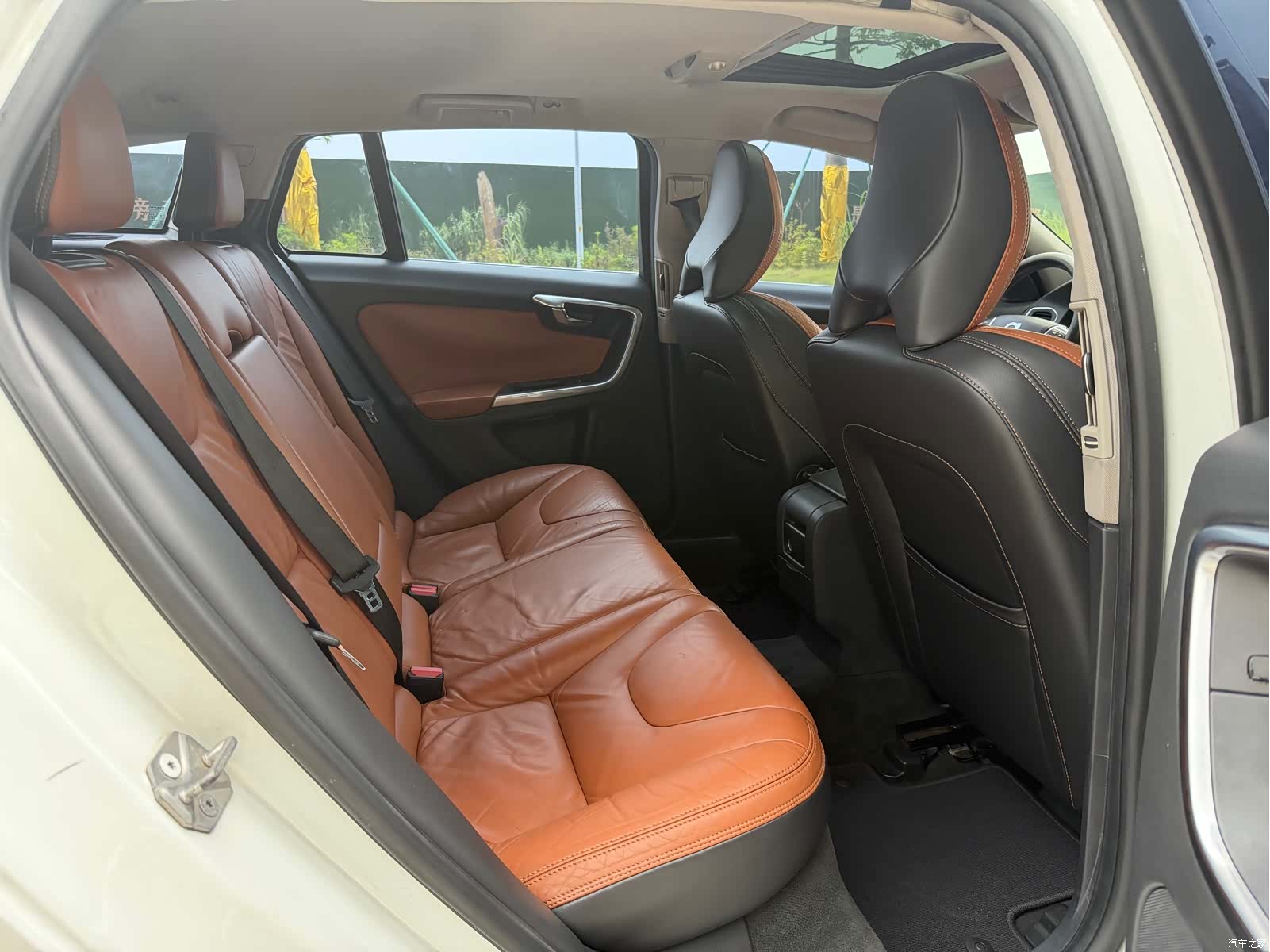 Volvo V60, 2014 8