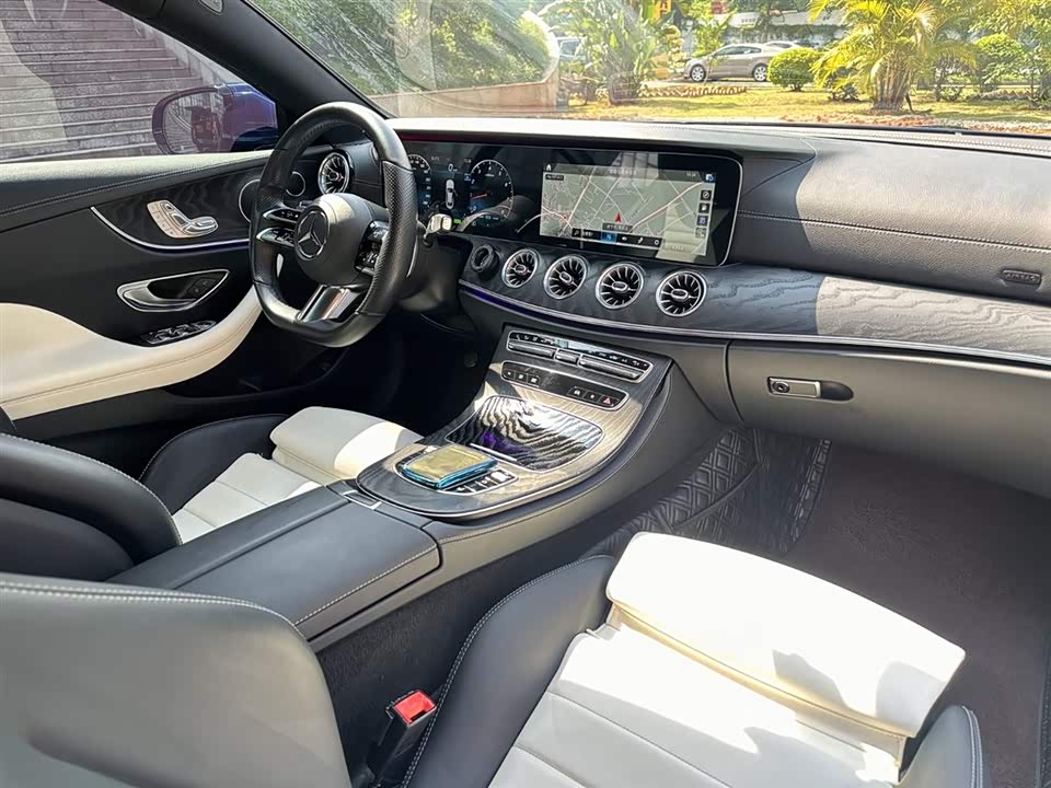 Mercedes-Benz E-class Mercedes-Benz E-class