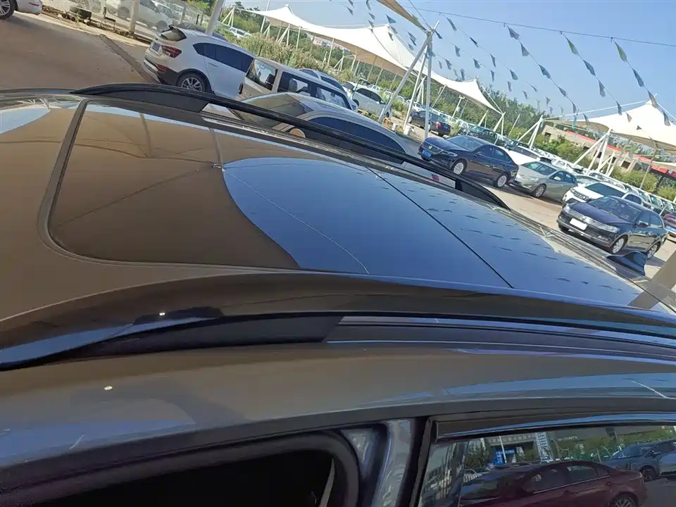 Roewe RX5 New energy