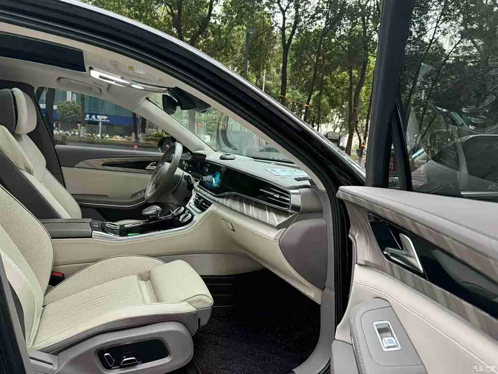 Hongqi H9, 2020 8