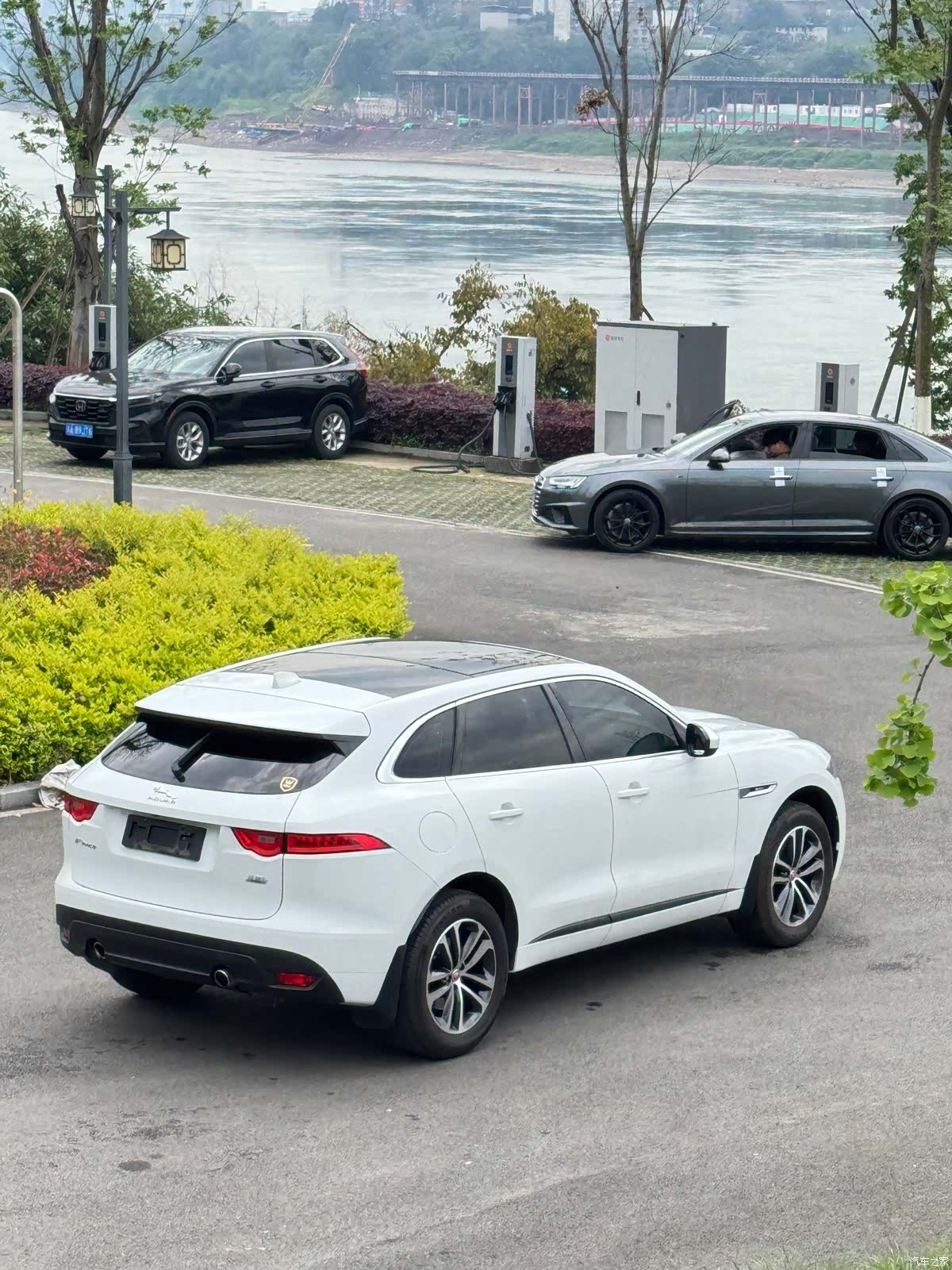 Jaguar F-PACE, 2017 23