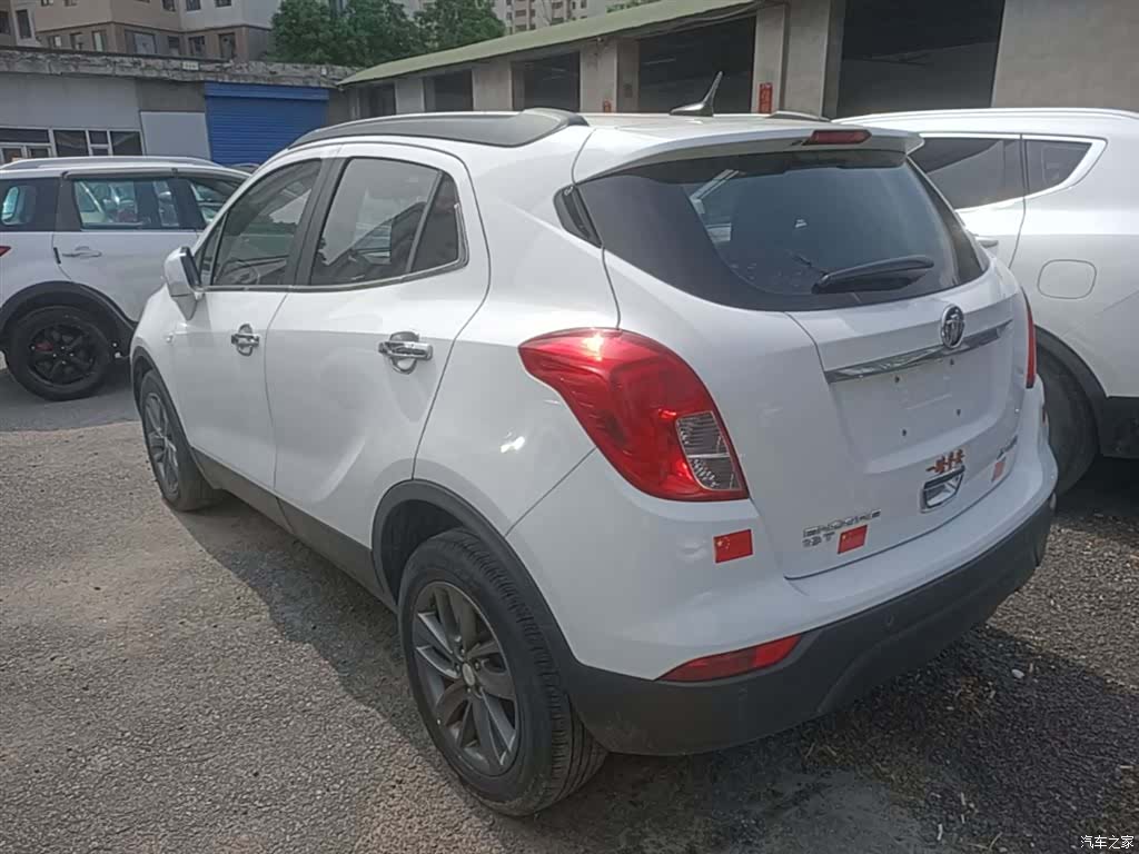 Buick Encore, 2018 все фото