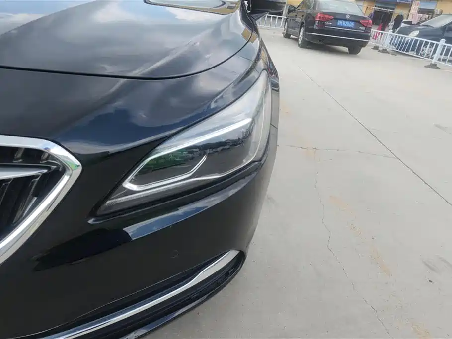 Buick Lacrosse