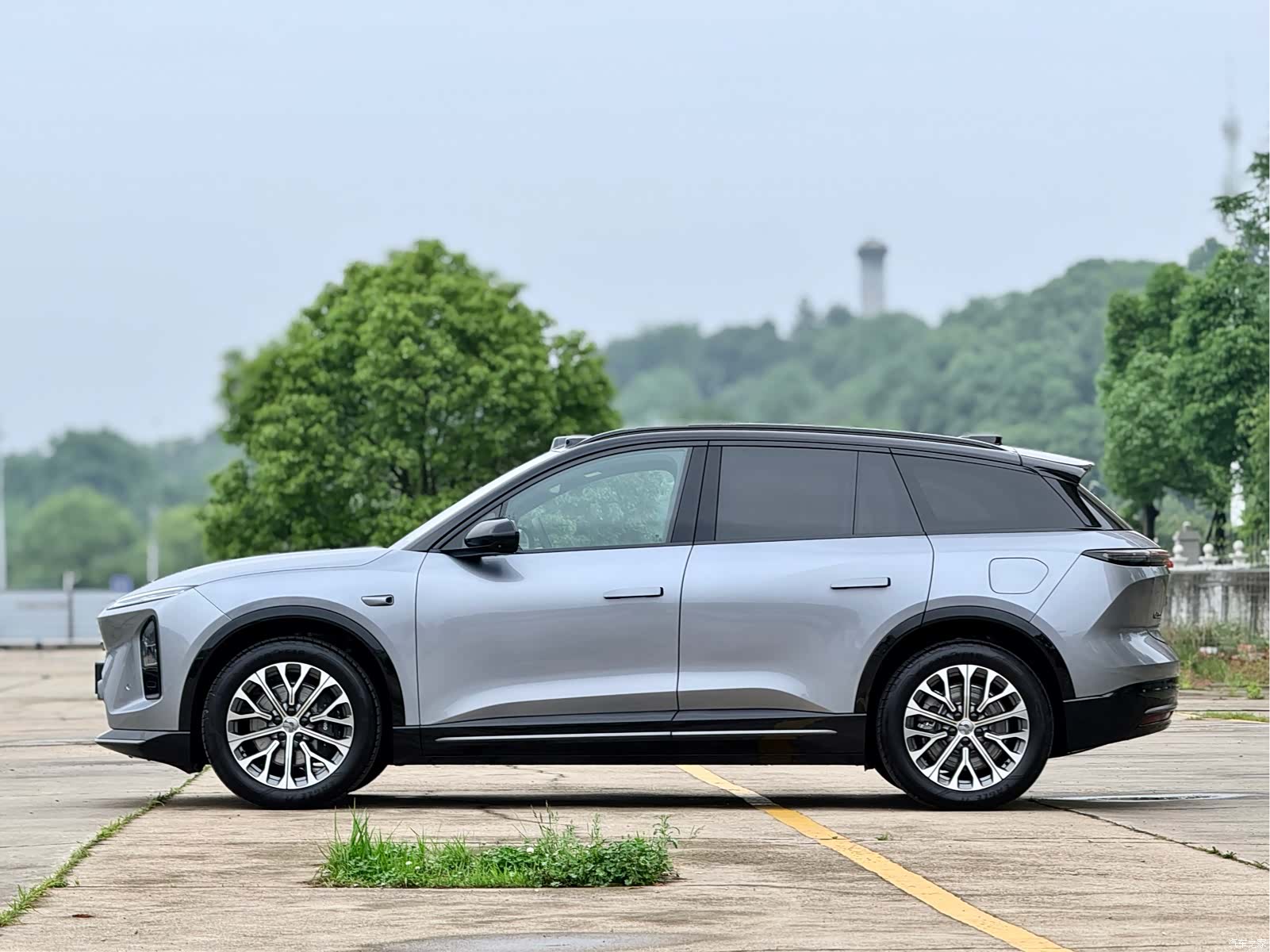 NIO ES6, 2025 4