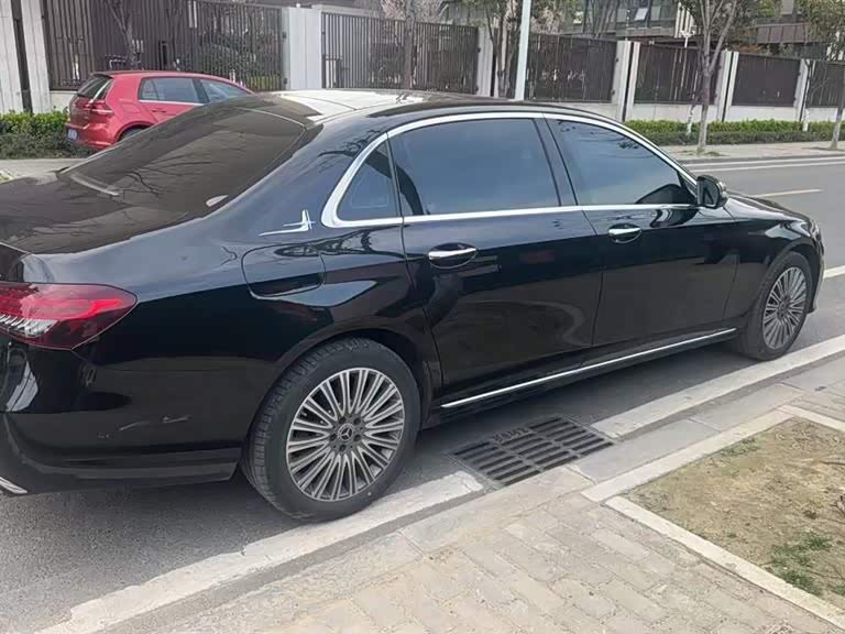 Mercedes-Benz E-class Mercedes-Benz E-class