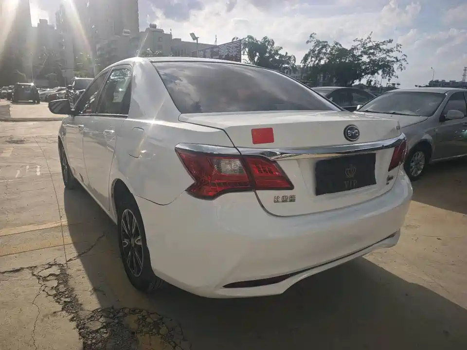 BYD F3