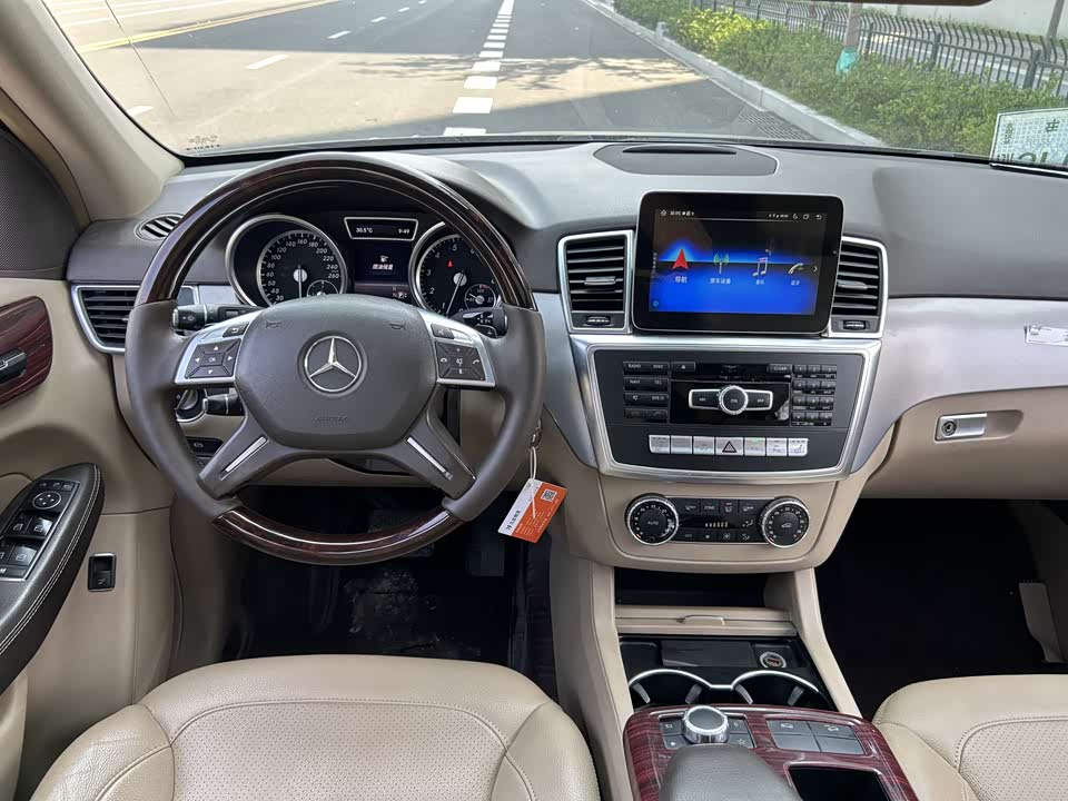 Mercedes-Benz M class