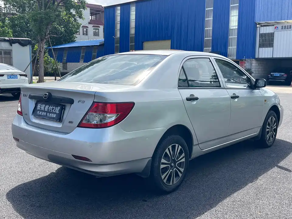 BYD F3