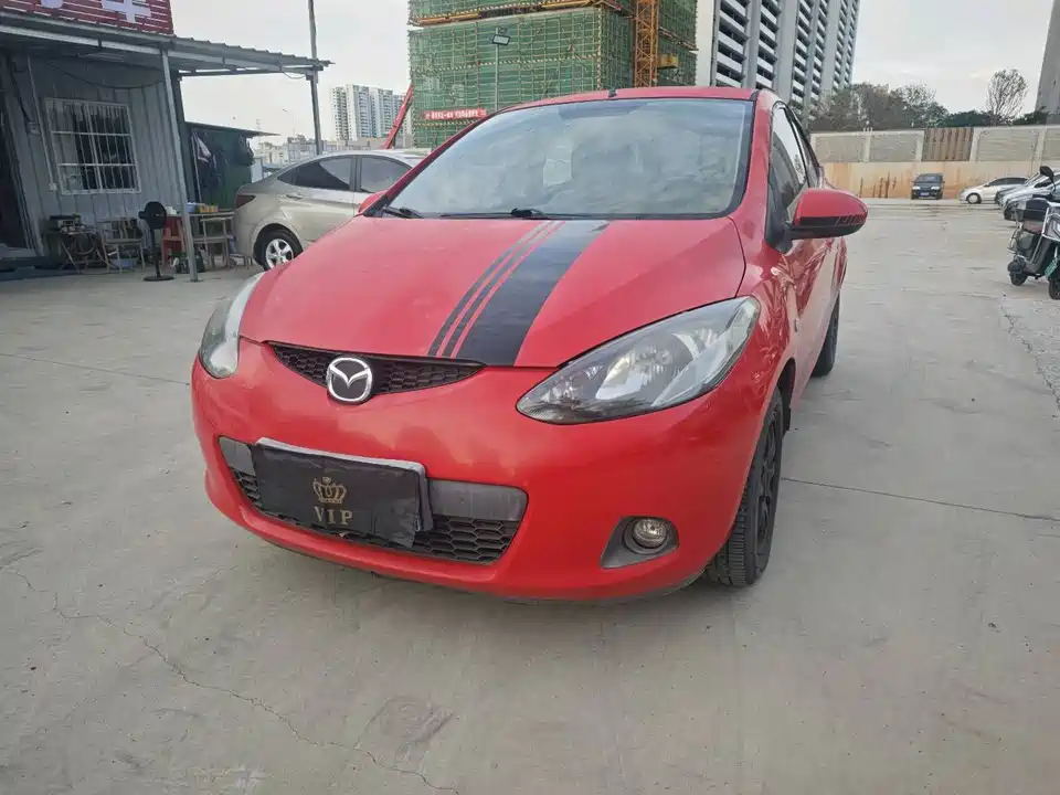 Mazda 2