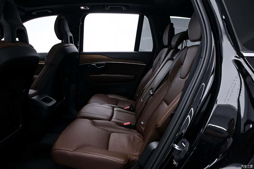 Volvo XC90, 2021 14