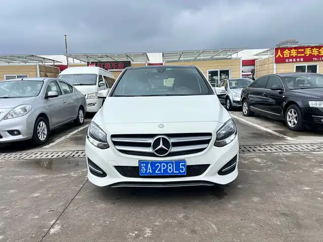 Mercedes-Benz B-Class 2015 — купить из Китая под заказ