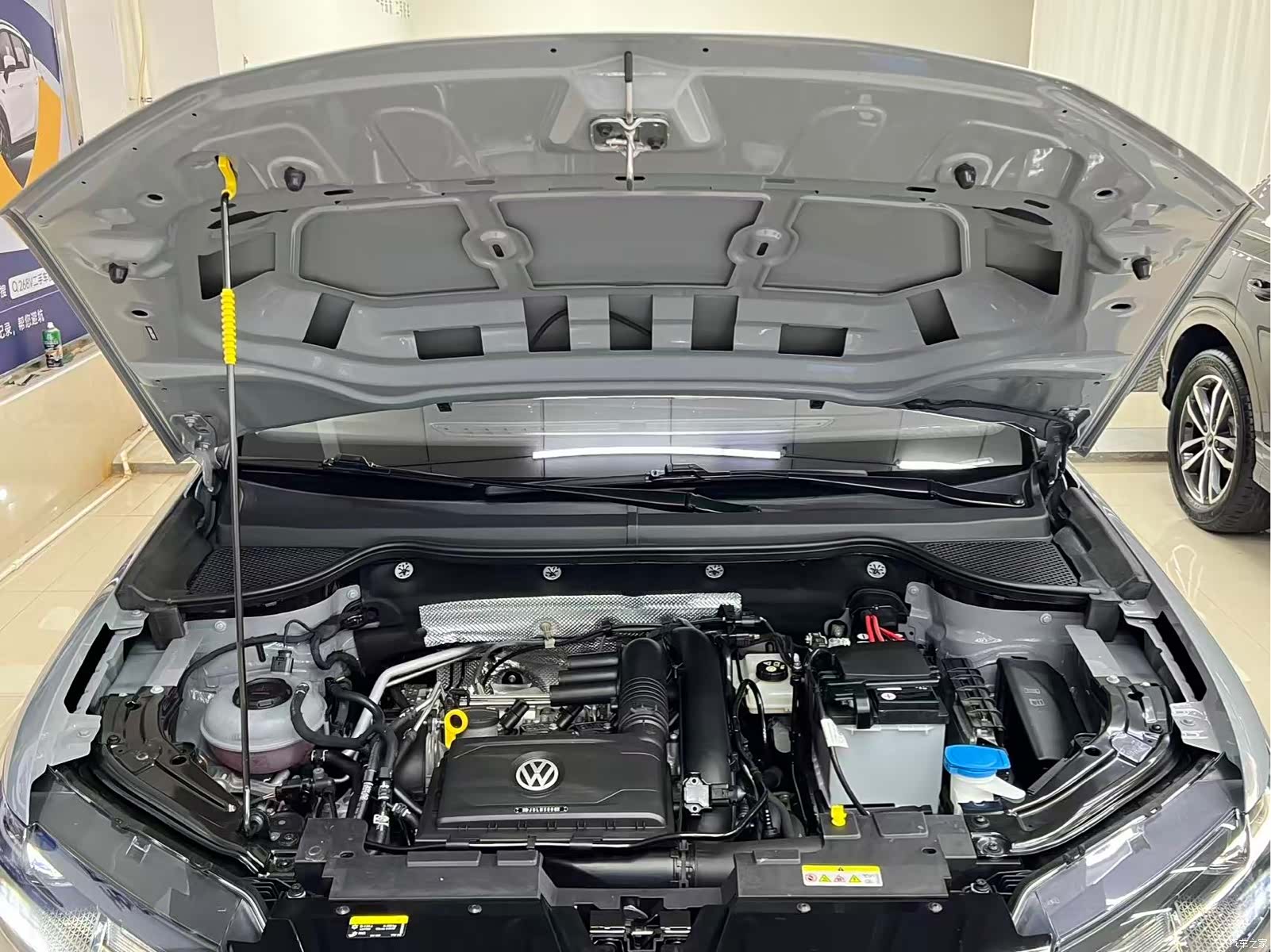 Volkswagen VS7, 2023 21