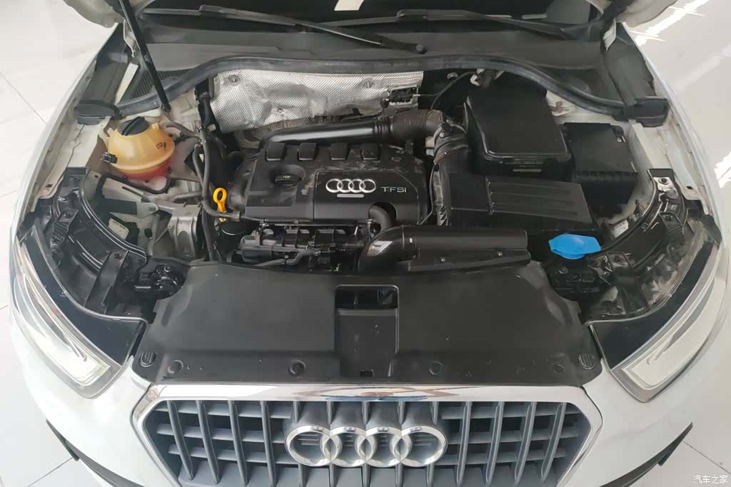 Audi Q3, 2015 10