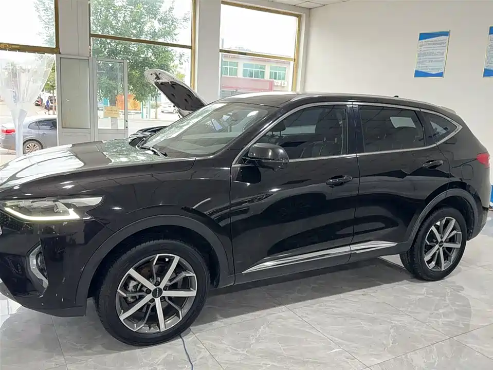 Haval F7