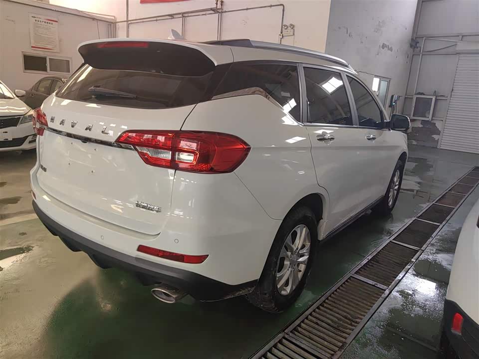 Haval M6