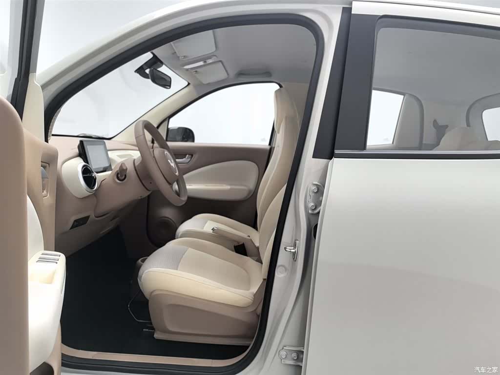 Wuling MINIEV, 2025 10