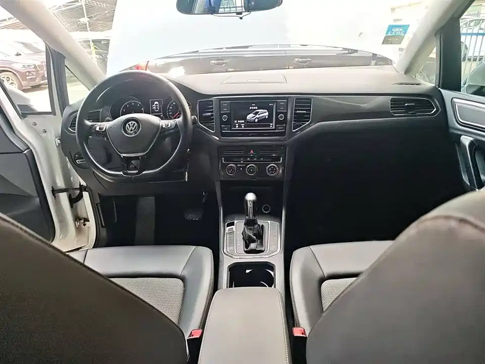 Volkswagen Golf*Jiayu