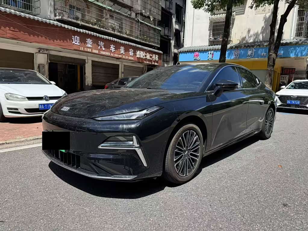 Geely Galaxy Starshine 8