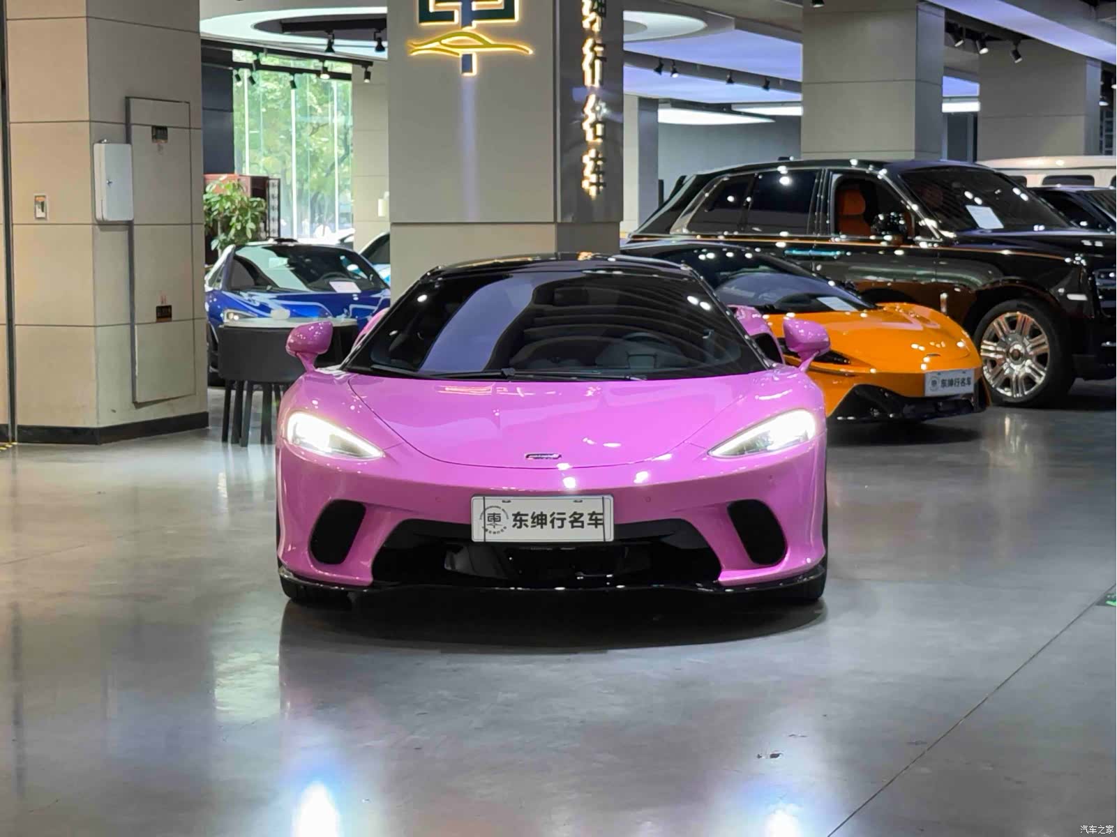 McLaren GT, 2022 все фото