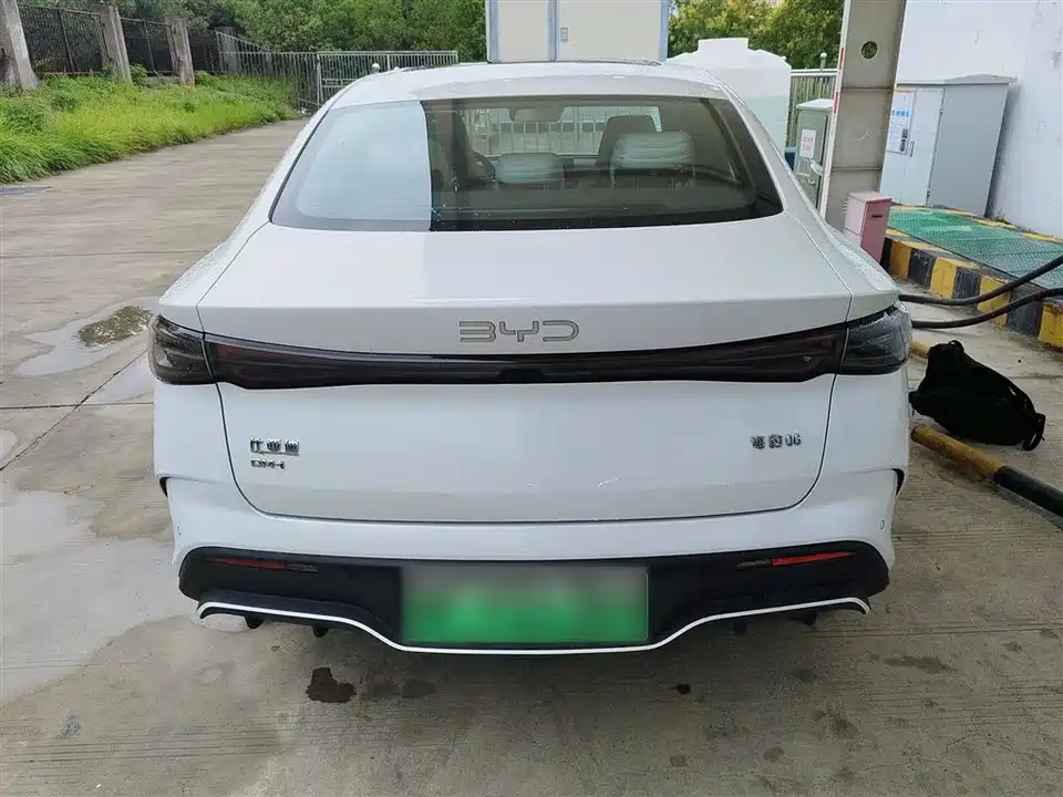 BYD Seal 06