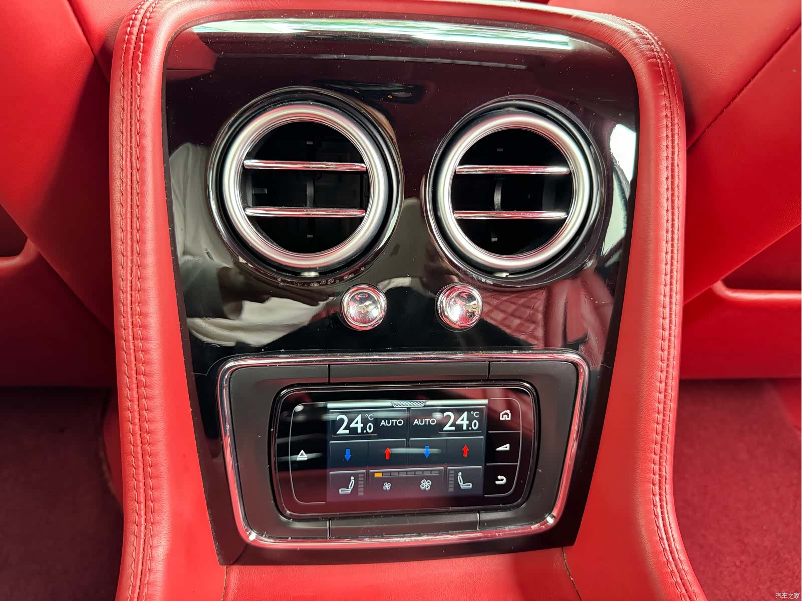 Bentley Flying Spur, 2020 13