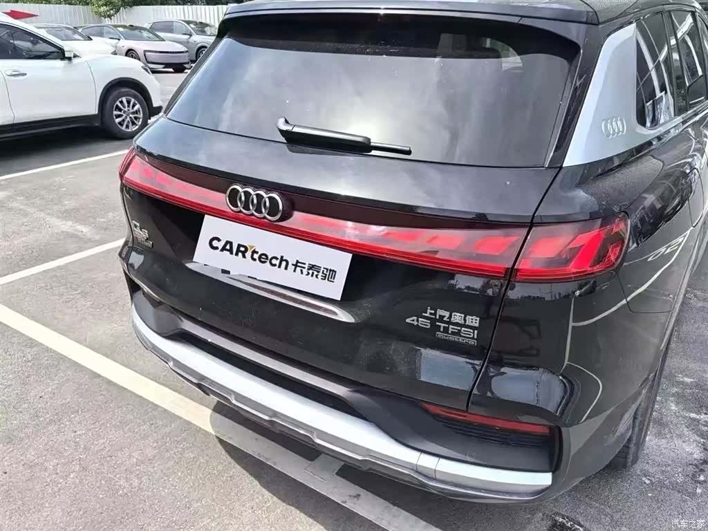 Audi Q6, 2025 4