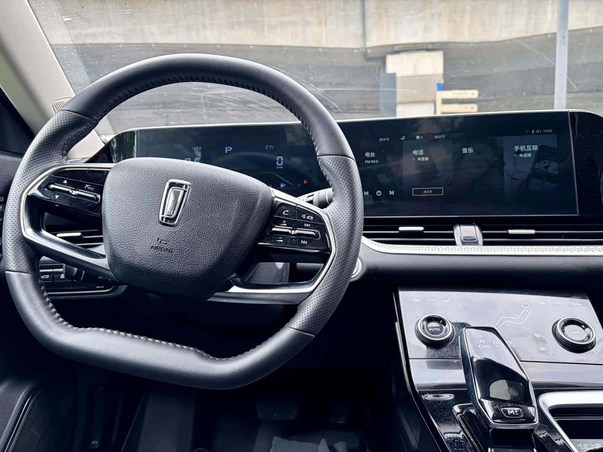 Bestune B70, 2022 10