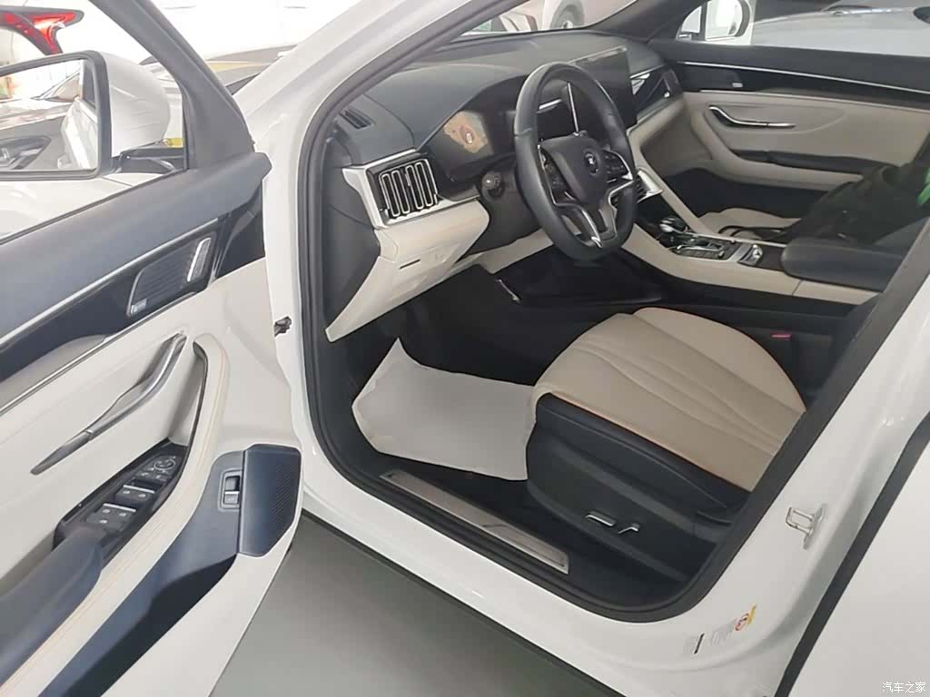 BYD Song, 2022 16