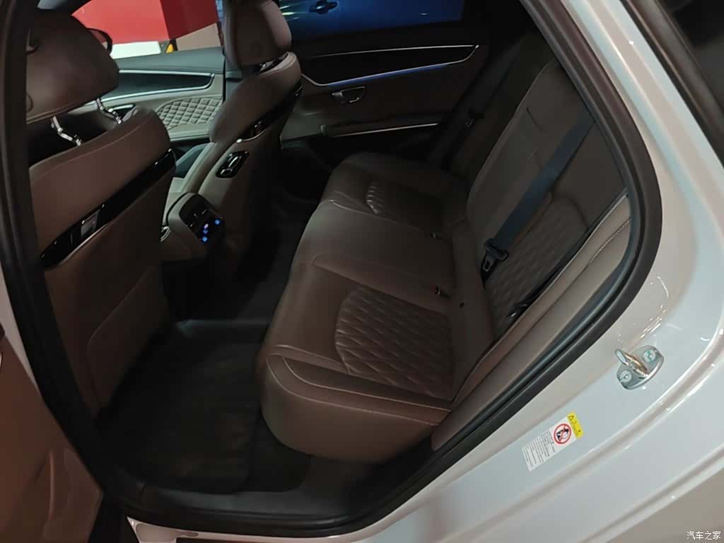 BYD Han, 2024 17