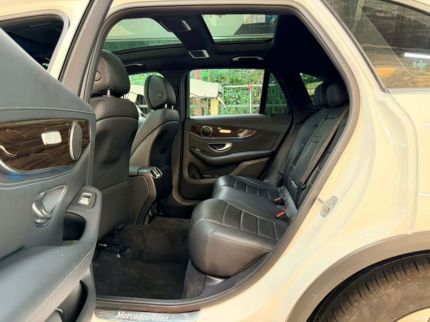 Mercedes-Benz GLC, 2019 15